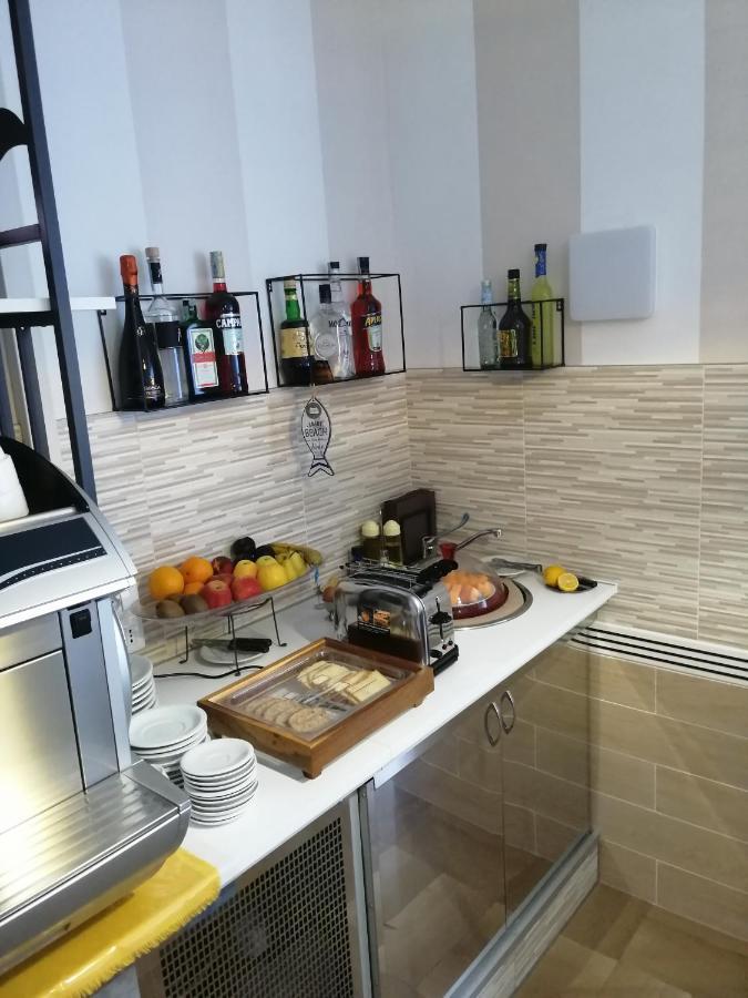B&B - Meuble' - Hotel " Cordiale " Misano Adriatico Εξωτερικό φωτογραφία